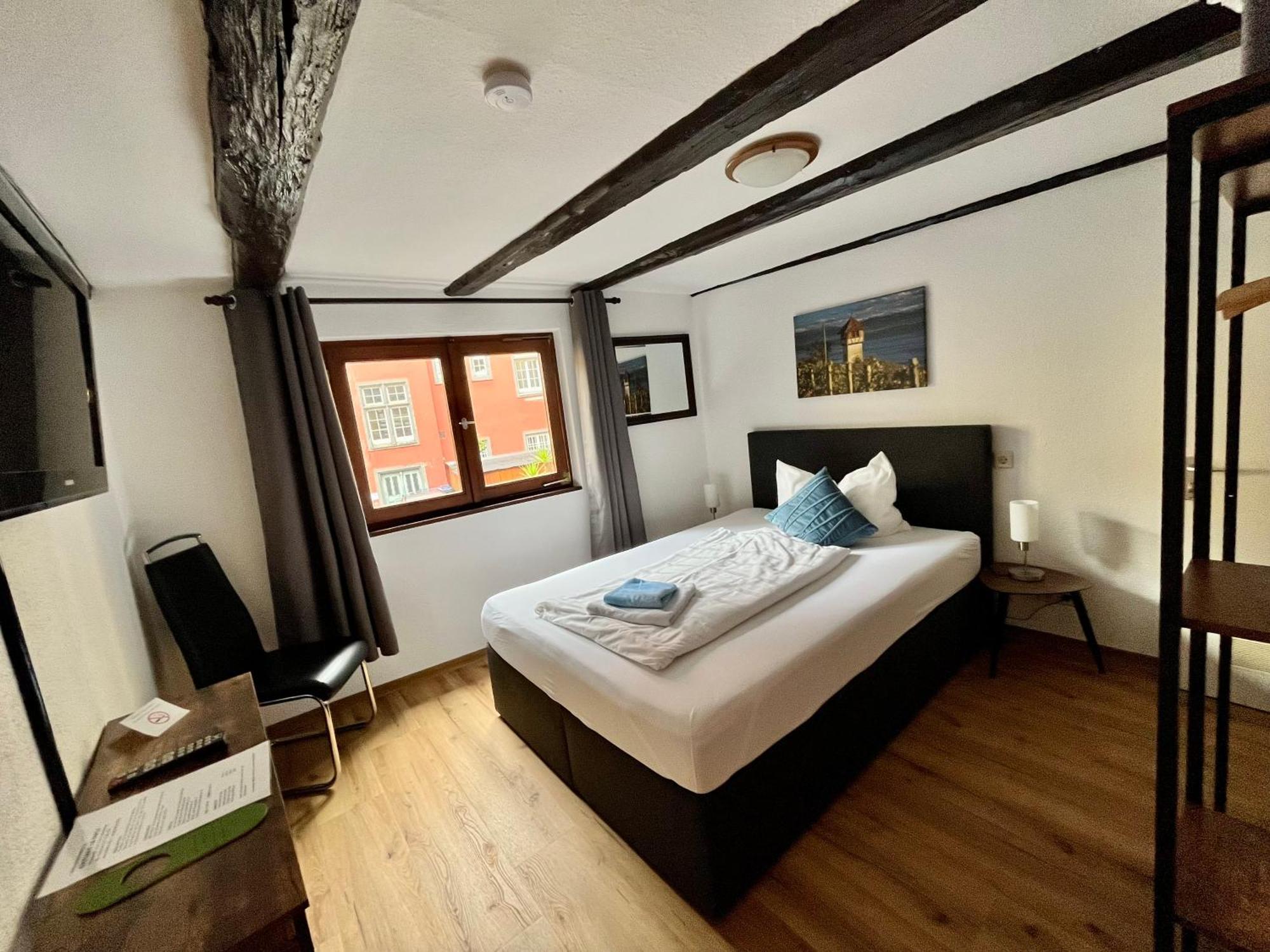 Gaestehaus Am Hafen Meersburg Luaran gambar