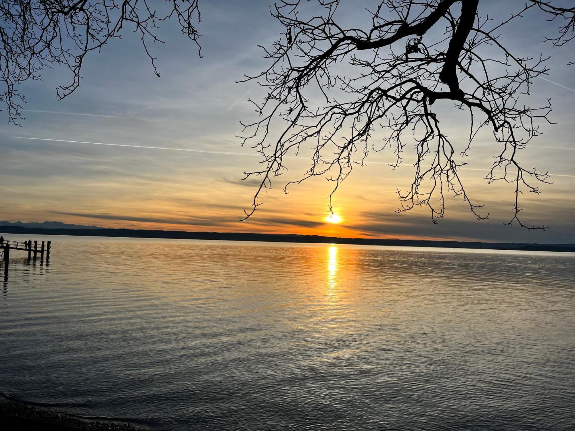 Gaestehaus Am Hafen Meersburg Luaran gambar